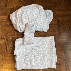 Geometric Patterned Bedding Sheets